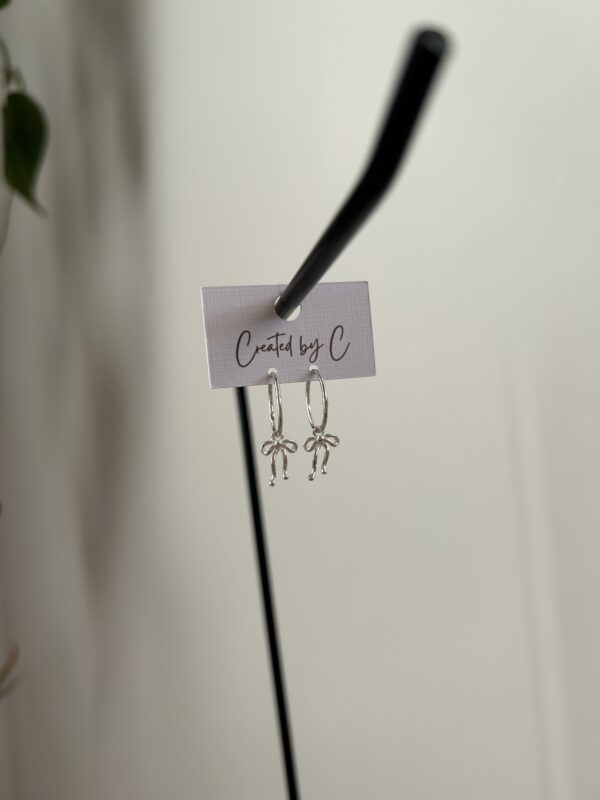 Dainty Bows - Image 2