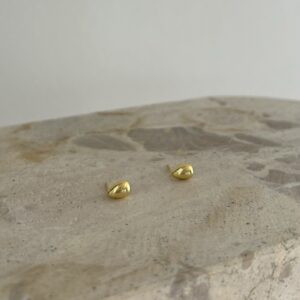 Belle studs